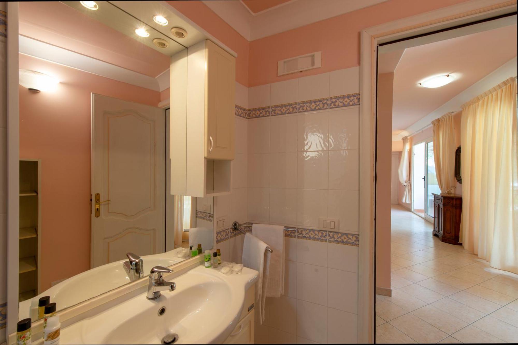 Appartement Casa Le Terrazze à Positano Extérieur photo