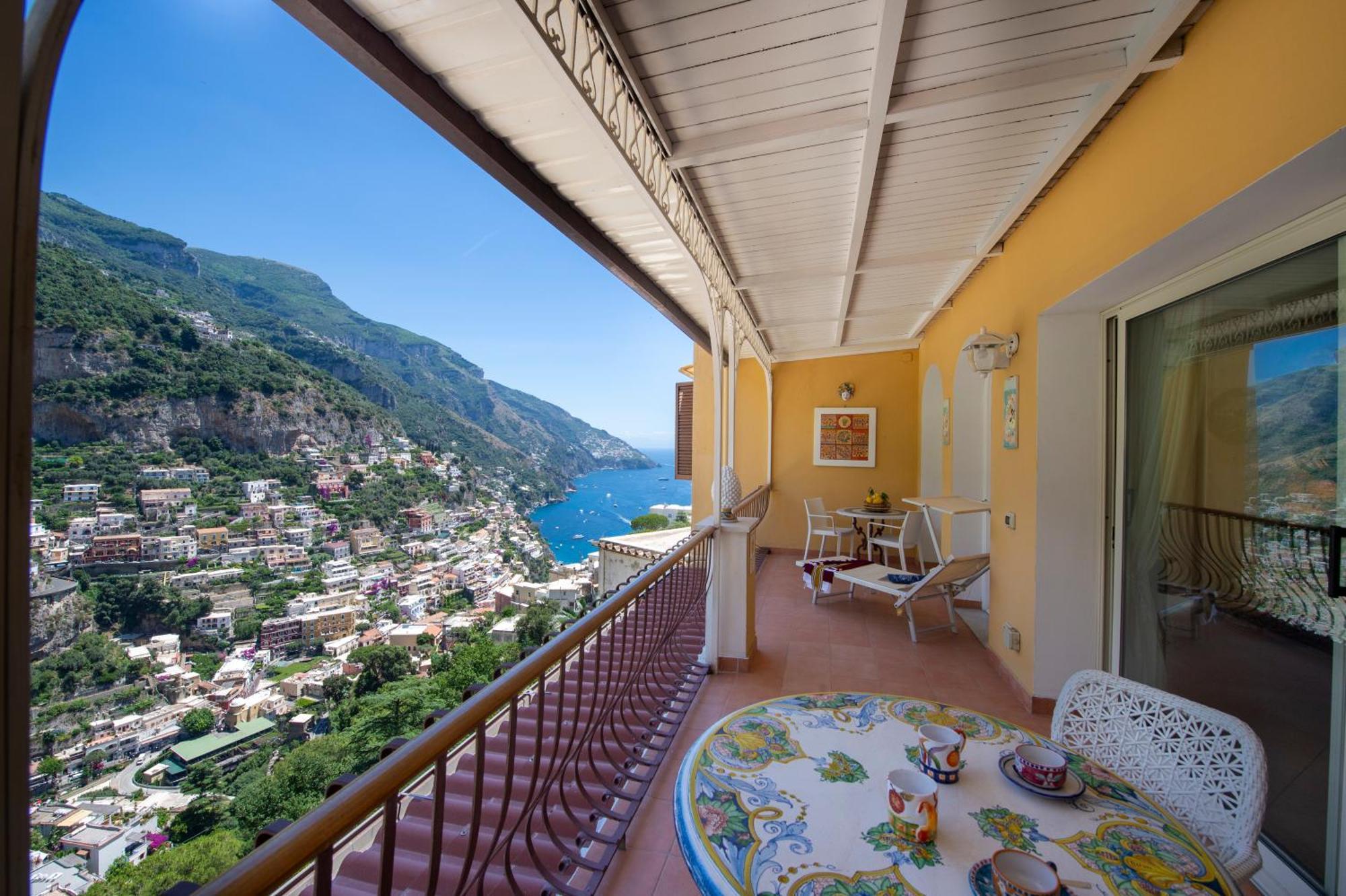 Appartement Casa Le Terrazze à Positano Extérieur photo