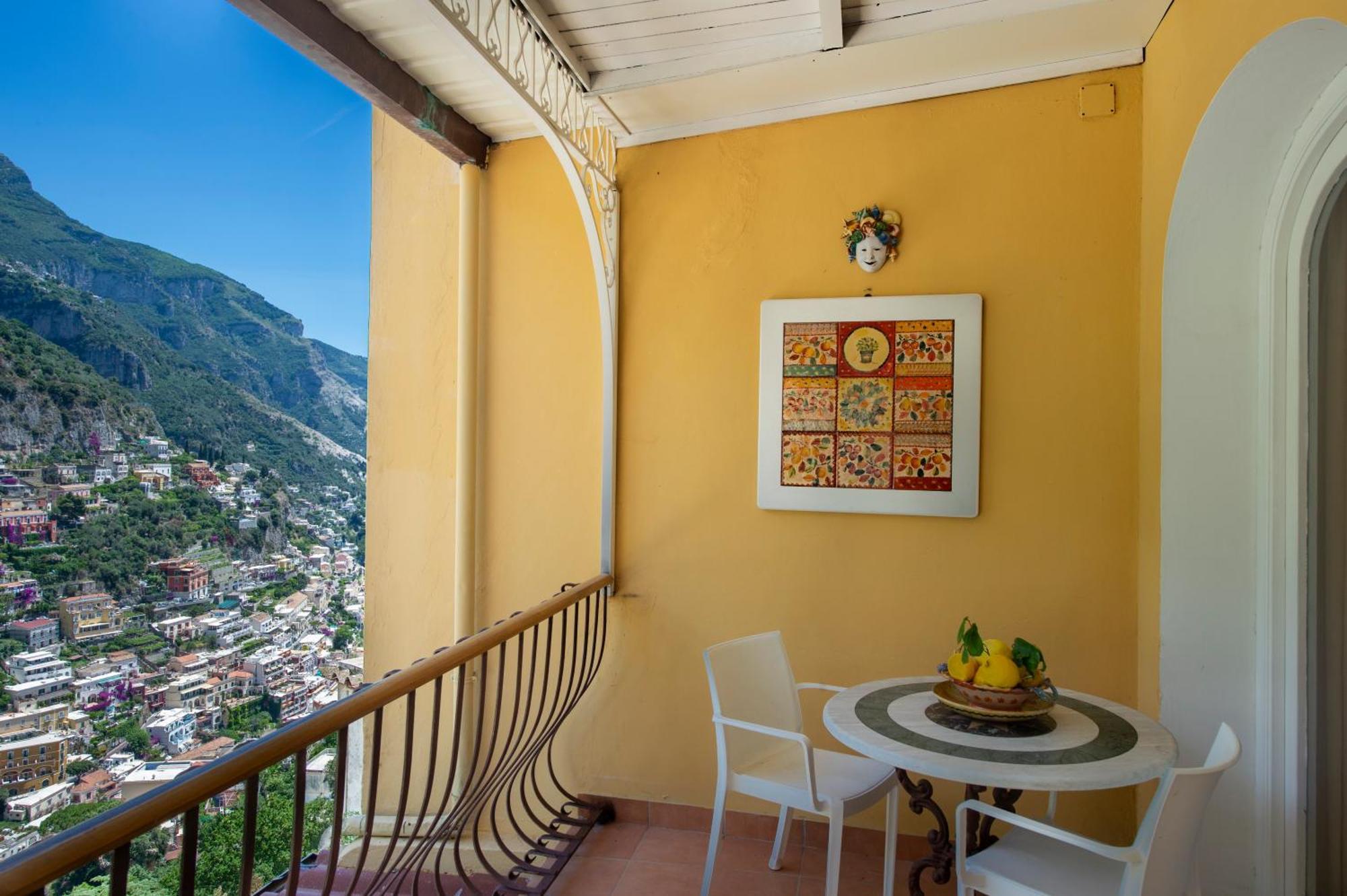 Appartement Casa Le Terrazze à Positano Extérieur photo