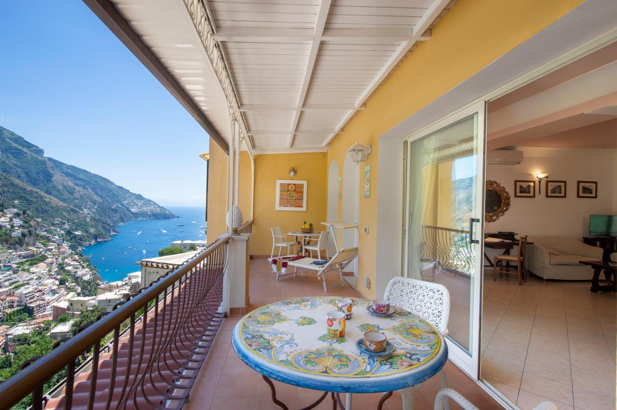 Appartement Casa Le Terrazze à Positano Extérieur photo
