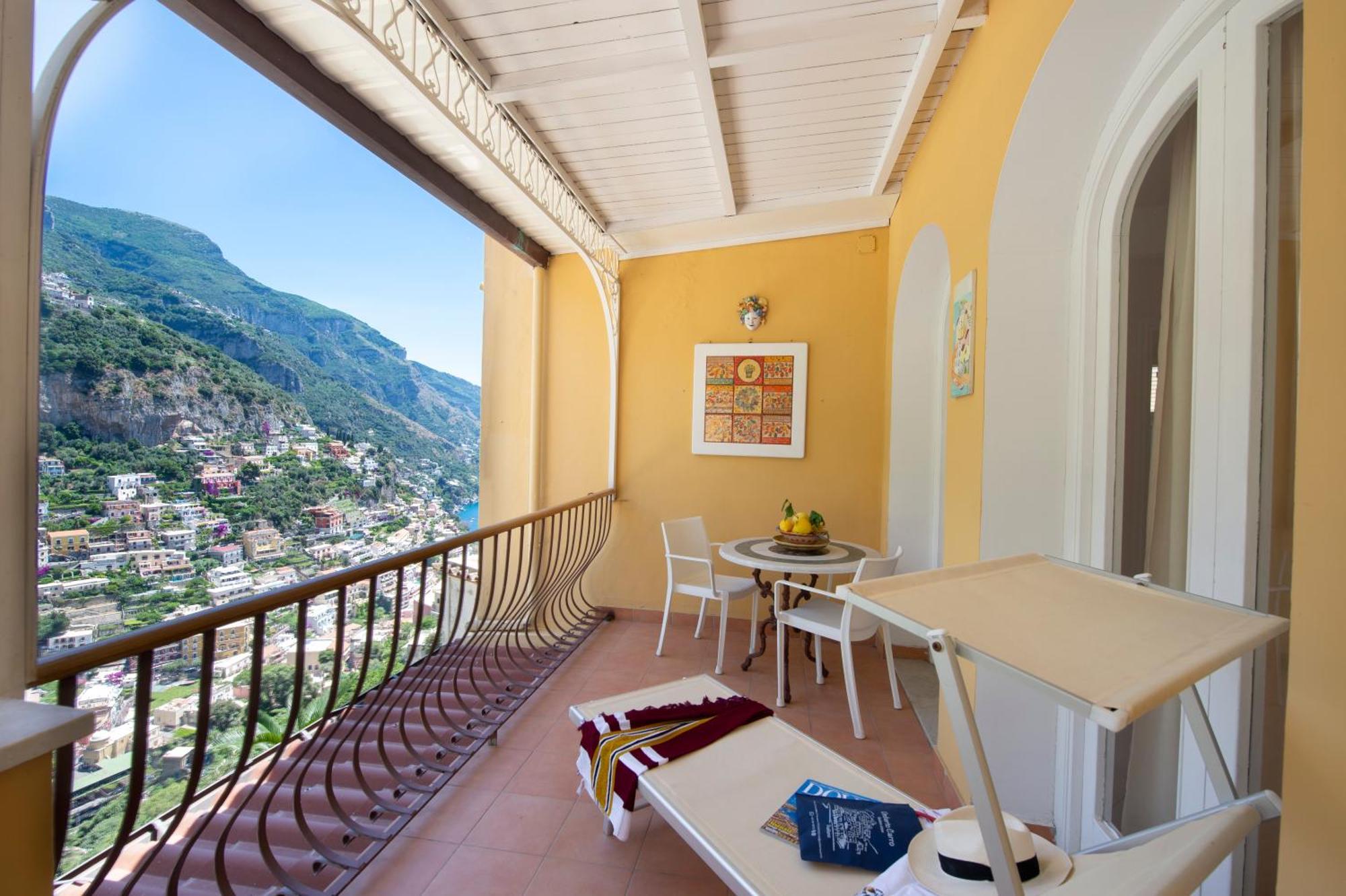 Appartement Casa Le Terrazze à Positano Extérieur photo